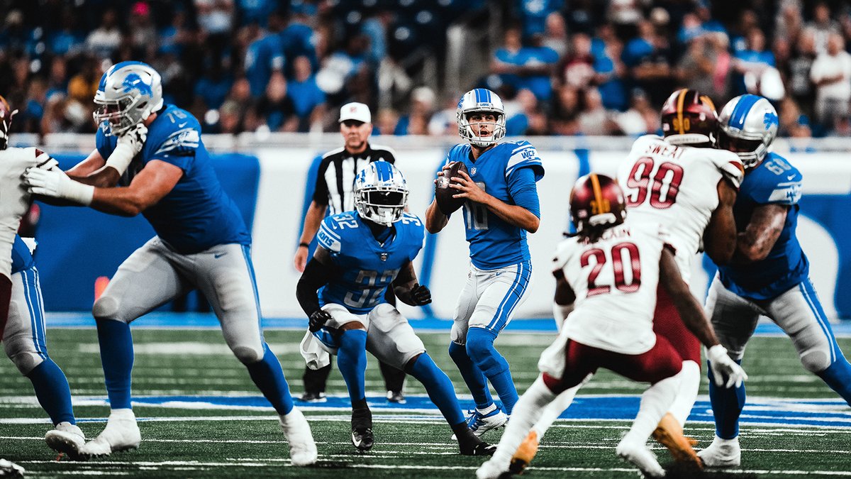 Lions's tweet photo. Shout out to the O-line for holding it down Sunday https://t.co/OalvLCbWVF