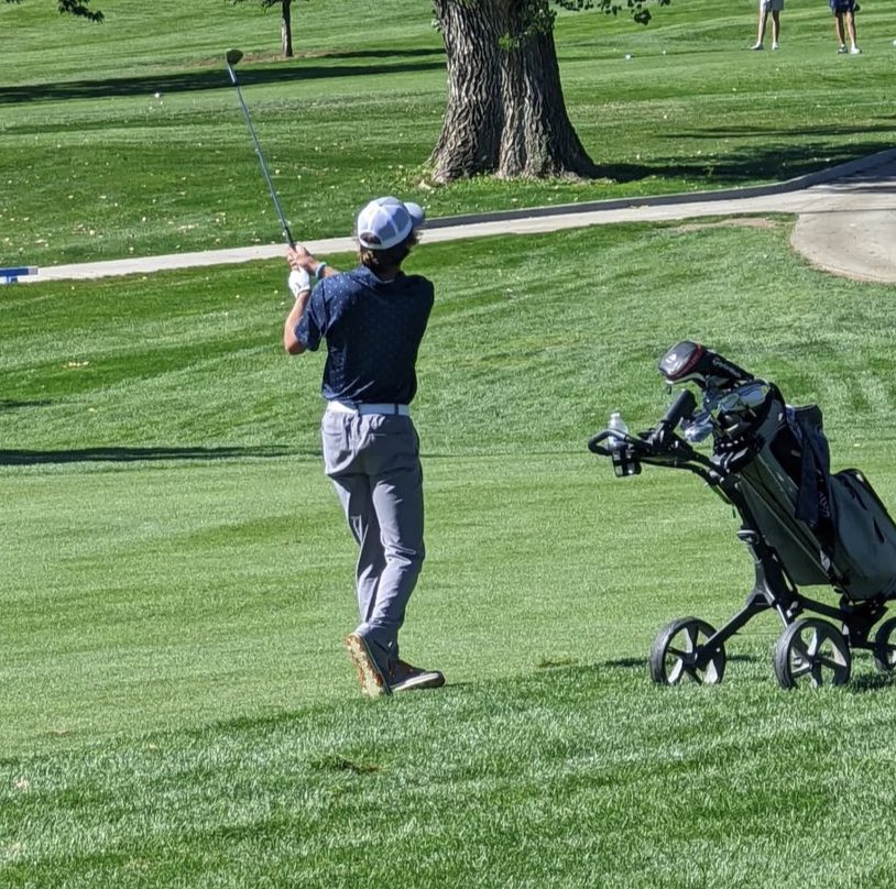 Silver Knights Golf tweet media