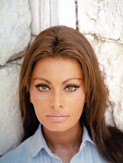 Happy Birthday to Sophia Loren . 