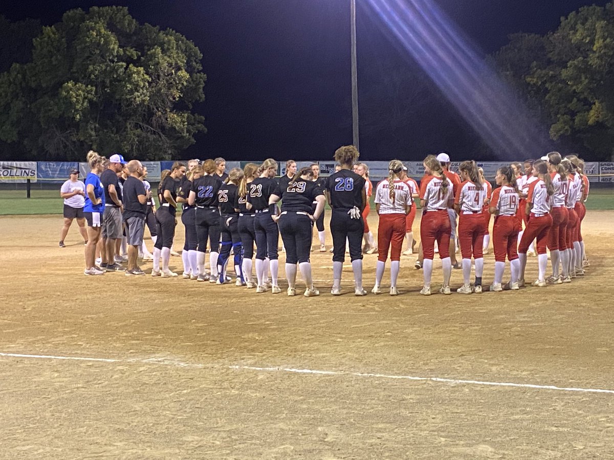 BNCavsSoftball's tweet photo. Your Lady Cavs split with @SewardSoftball tonight losing a tough fought JV game but bounce back to win in varsity on parents night. Shoutout to our 7 seniors!

💣 squad:
💣@_jill_johnson_ 
💣@AveryMayberry 
💣@kayshaswartz 
💣Grace Schulz 
#rollcavs @prepfastpitch @NebraskaHSSB https://t.co/sHNPADj6Xw