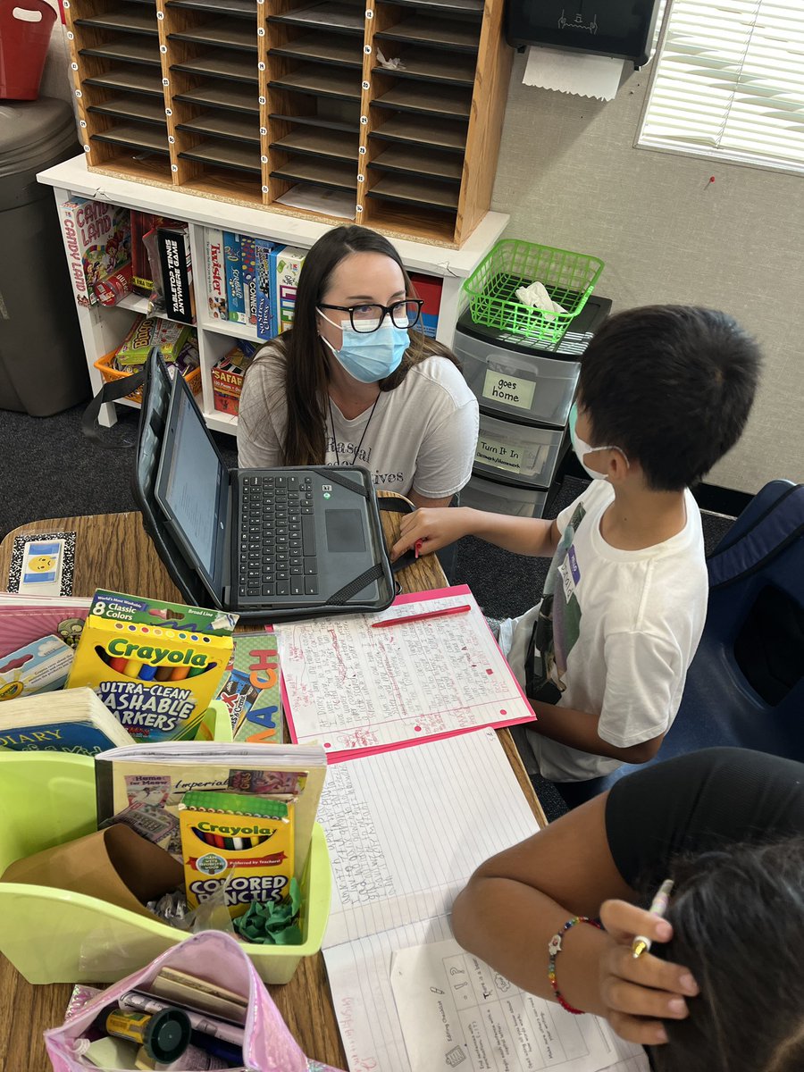 tatisilva1007's tweet photo. Another workshop lab day in the books πβ¦ 3rd-6th grade teachers getting hands on practice with feedback and table conferences in both reading and writing! https://t.co/JUwSt0xGlu
