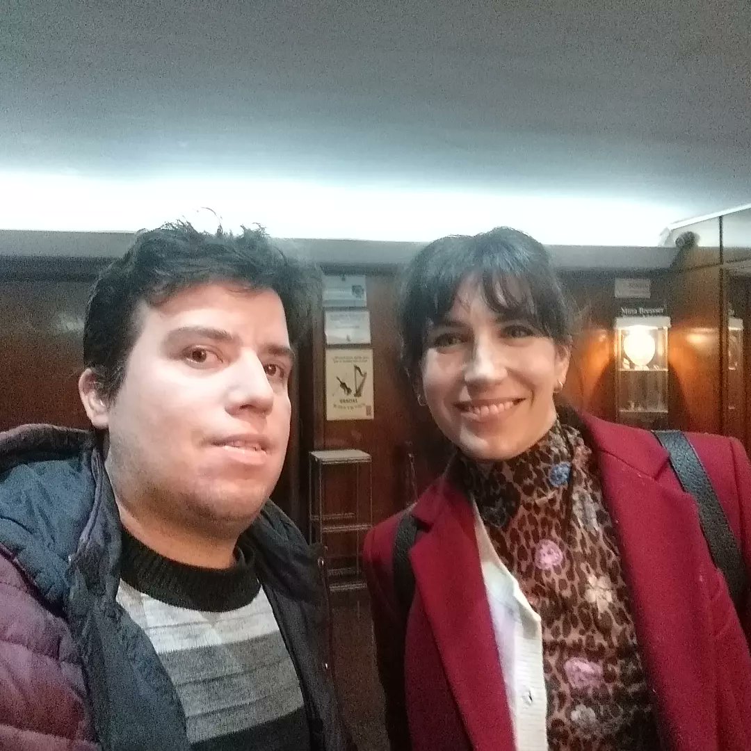GER1MAT's tweet photo. HOY ESTUVE  EN  EL ESTRENO DE LA OBRA DE TEATRO MOBBING UNA OBRA DE LA ACTRIZ @MocaSalvador CON DIRECCIÓN @Alefioreok
ACTUACIONES  DE JUAN CEREGHINI  @belensantosss Y ALE FIORE  Y MONICA SALVADOR https://t.co/EIso3agfZA