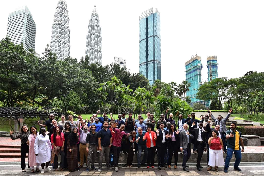imranhossen's tweet photo. All ICANN fellows and alumni is in a frame at ICANN75.
#ICANN #ICANN75 #ICANNFELLOW https://t.co/xtEfZNBVyq