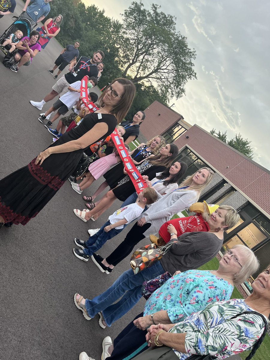 Henking School tweet media