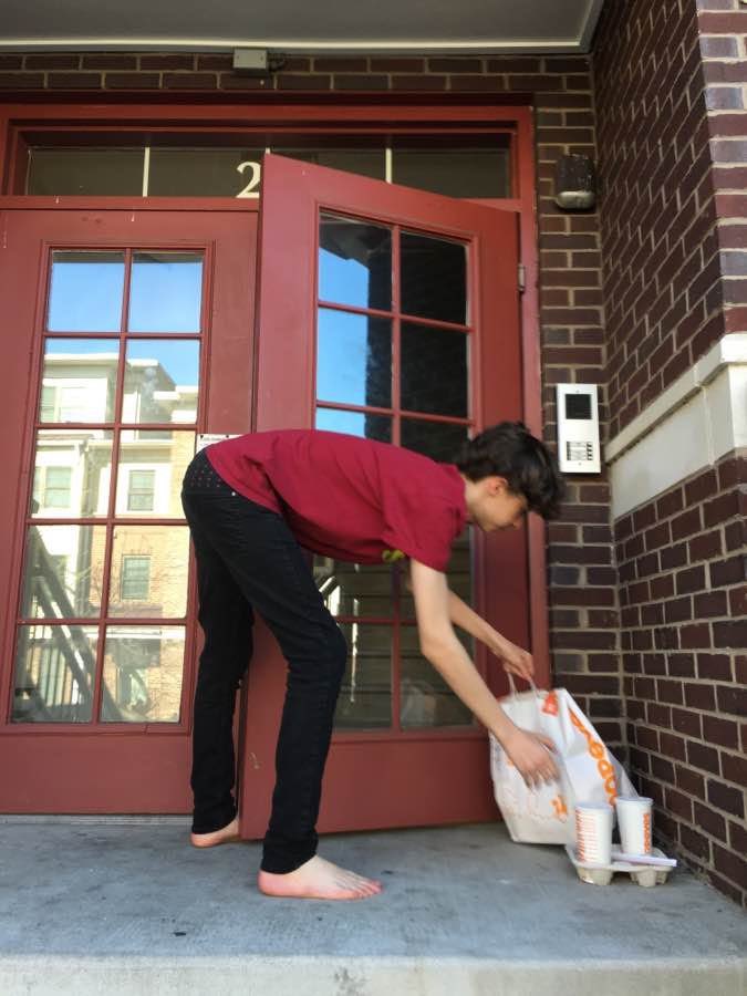 vlaqrr's tweet photo. @Popeyes I just ordered some Popeyes to try that out 😂😂 https://t.co/HgJ19oGpjU