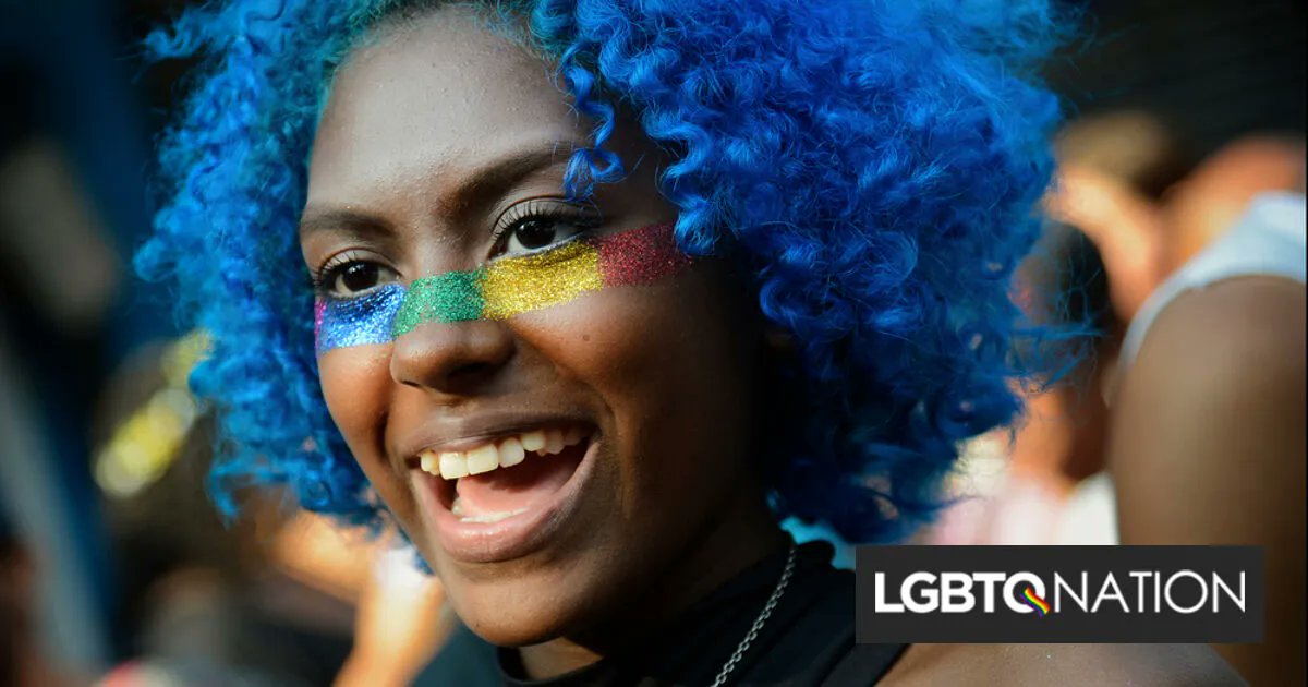 Vote now for LGBTQ Nation’s 2022 Hero who Stood Up with Dignity  buff.ly/3f6LYgk