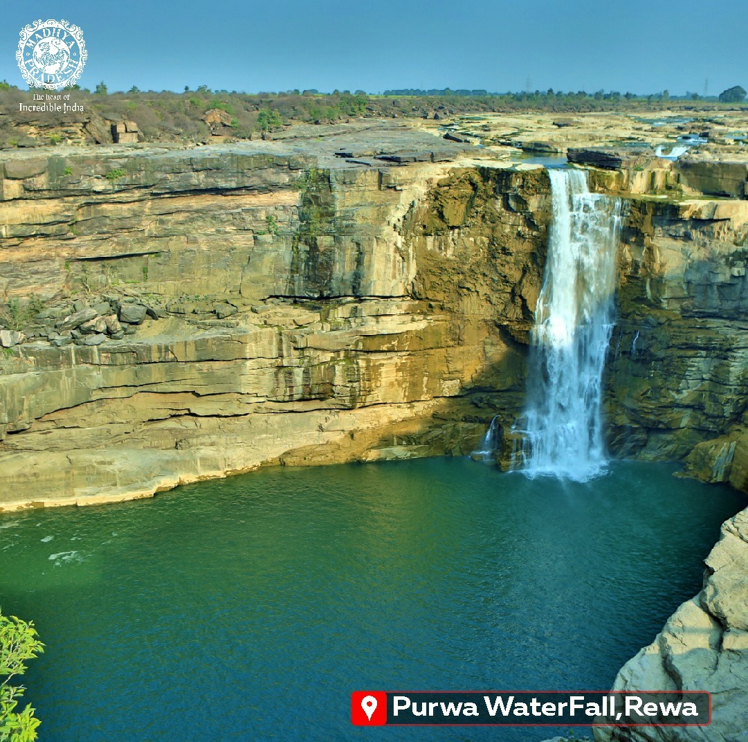 MPTourism's tweet photo. Cascading from a height of nearly 67 m, Purwa fall is a prominent #picnic spot, descending from the cliff of Rewa plateau. It is also one of the most popular waterfalls in #Rewa district and a must-visit place for everyone to admire the unique topography. https://t.co/sjmEqCMu7k