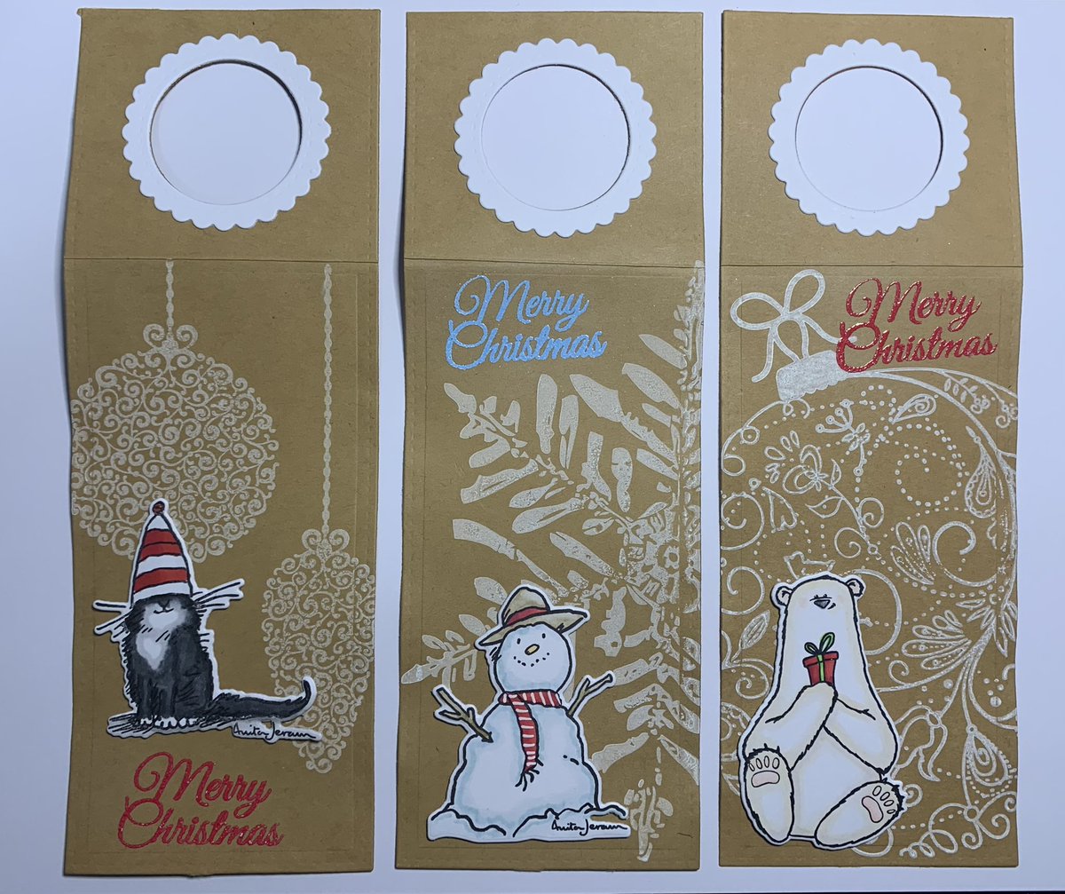 BlingCottage's tweet photo. Absolutely love ❤️ this Curly Sue Wine Bottle Gift Tag Die Set and the Merry Christmas stamp from the Curly Sue All Occasion Sentiment Set is a classic. And just like that I’m already ahead for Xmas. 😉

3 easy tags with Anita Jeram, Kris Lauren, Big &amp; Bold CCC from my stash. https://t.co/7SMWpJdv5z