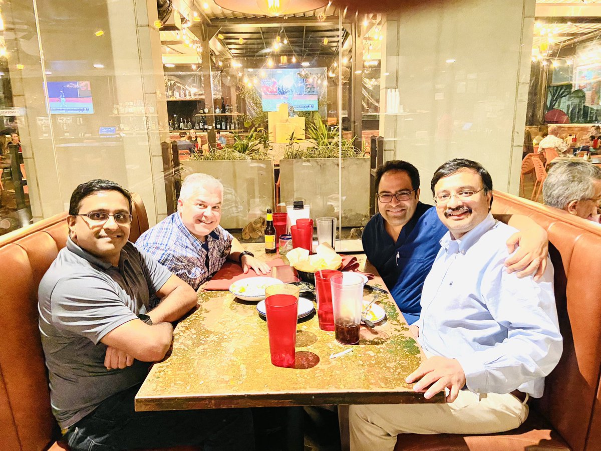 doctorpemm's tweet photo. Spectacular dinner this evening exciting ideas 💡& lively conversation with the our #TwitterMentor #TwitterFather #TwitterGuru the one & only @mtmdphd ! 🙏🏾 #leusm #lymsm #mmsm | #medtwitter https://t.co/RGrYRQTvsh