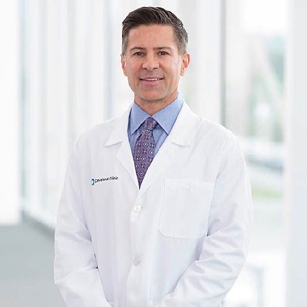 cylu122's tweet photo. << International Microsurgery Club Webinar No 263 >>

This SUNDAY (Sep 25, 2022) we are happy to invite Dr. Patrick Byrne (U.S.A.) to talk about "Aesthetic refinements in facial reanimation: an ongoing challenge”
#facialpalsy #facialreanimation https://t.co/SNRZkfTrGL