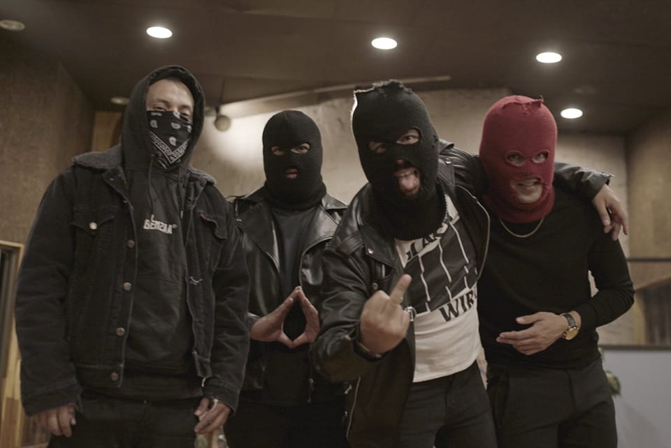 Siguen los ESTRENOS, con los Mini-Lars, TAIPEI HOUSTON y un estreno local de <a href="/losfunerals/">The Funerals 🏴‍☠️</a>, reventando decibeles desde #ElOráculoDelRawk