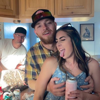 tdrizy's tweet photo. #NewProfilePic https://t.co/XFxDi2C9Yl