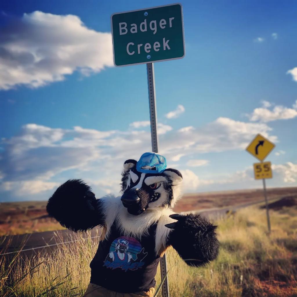 RadTalkinRex's tweet photo. Ayyooo! This is Badger Country! Represent!

#furry #furryfandom #fursona #fursuit #fursuiter #goodtimes #havingfun #havingablast #havingagoodtime #arizona #vermillioncliffs #marblecanyon #grandcanyonstate #badger #badgercreek #az #travel #traveling #exploring #crosscountry #bro https://t.co/bILxcvUaoL