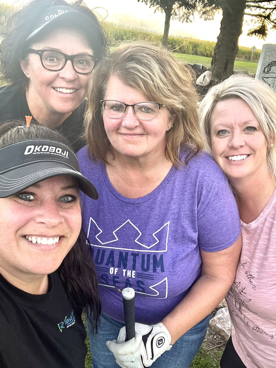 _stacyprather_'s tweet photo. My ride or dies.  Love these ladies so much. https://t.co/2fpNJaX1jm