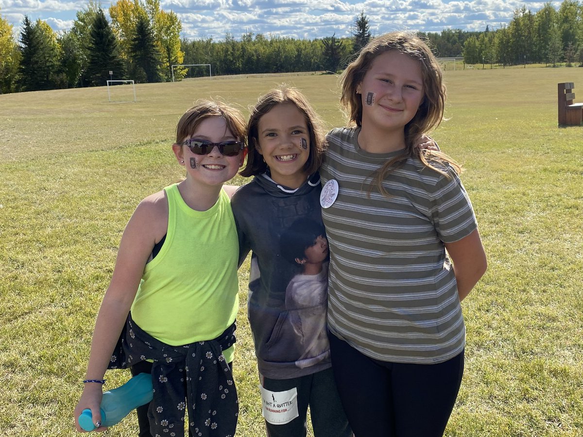 Today students ran in support of cancer research and those they love who have been affected by cancer. Terry Fox shows each of us what determination and courage looks like and that we too can make a difference! #bettertogether #tryliketerry <a href="/Stlcs_EICS/">St. Luke Catholic</a> <a href="/EICSCatholic/">Elk Island Catholic Schools</a>