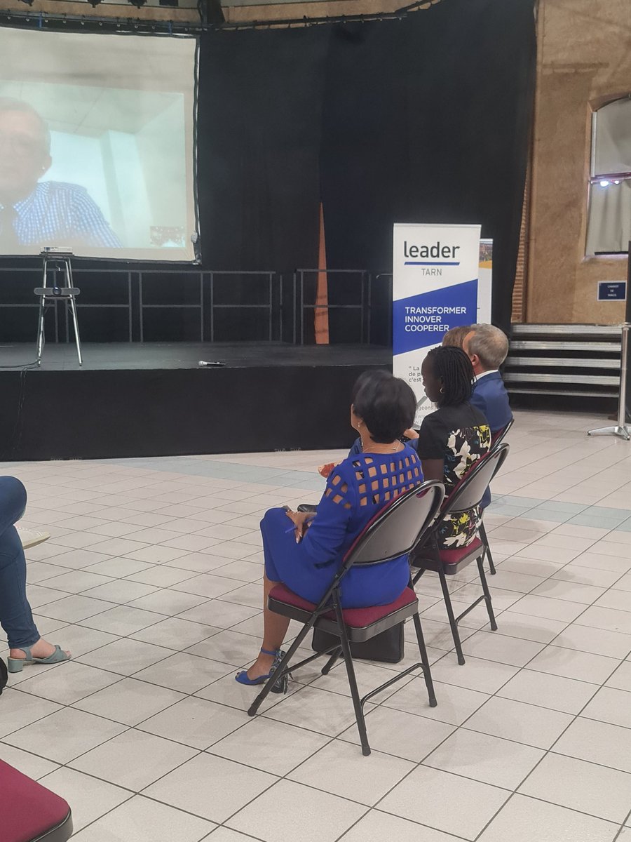 Élia, la dirigeante est intervenue comme experte des appels d'offres lors de la table ronde avec Adeline Martin <a href="/ADOCC_/">AD'OCC</a> , Awa Ndour responsable achats, hors médicaments <a href="/ReseauHetGHT/">Réseau Hôpital & GHT</a> haute-Garonne et Tarn Ouest, le président de <a href="/LeaderOccitanie/">Leader Occitanie</a>, <a href="/yvesjego/">Yves Jégo</a>, et le <a href="/Economie_Gouv/">Ministère de l'Économie et des Finances</a>