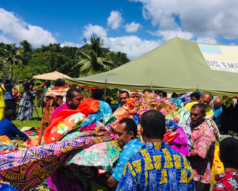 jojirashark's tweet photo. Nasaqalau's historical and momentous 'cara sala' trip to the vanua o Bure in the village of Soa,Nakorotubu,Ra‼️
Friday the 9th of September 2022 will forever be remembered by the people of Soa and Nasaqalau as a day to celebrate the renewing of family ties.This is the story ... https://t.co/Rx44l27A7E