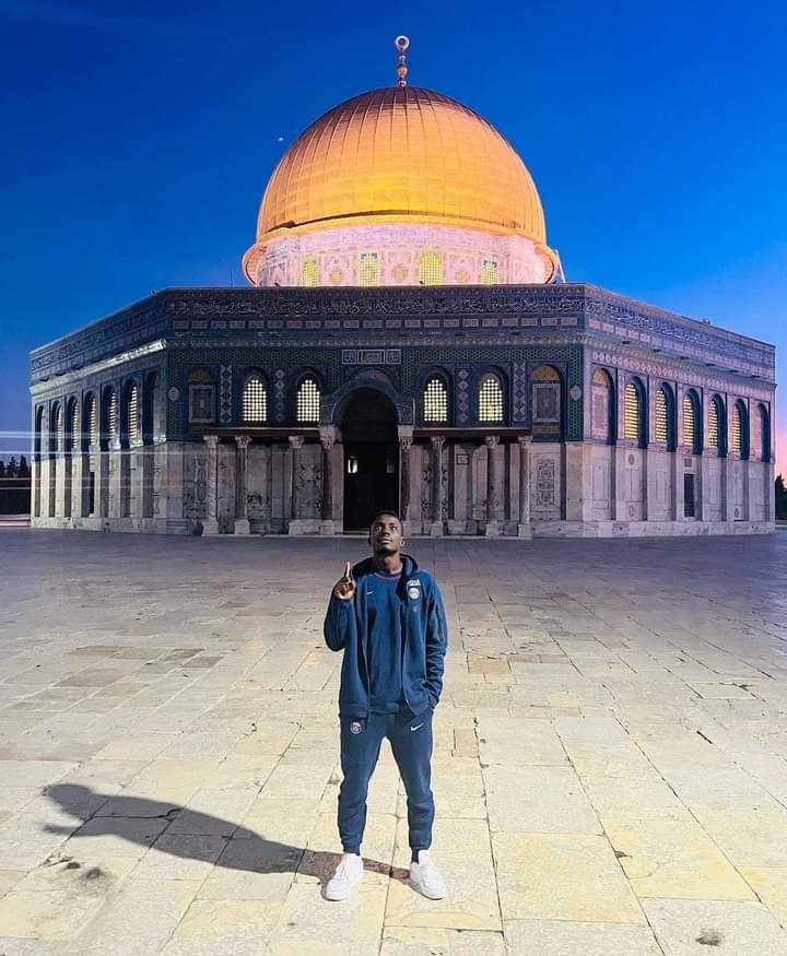 KhadarAadan8's tweet photo. Qudus shariif https://t.co/kX1c2B4j26
