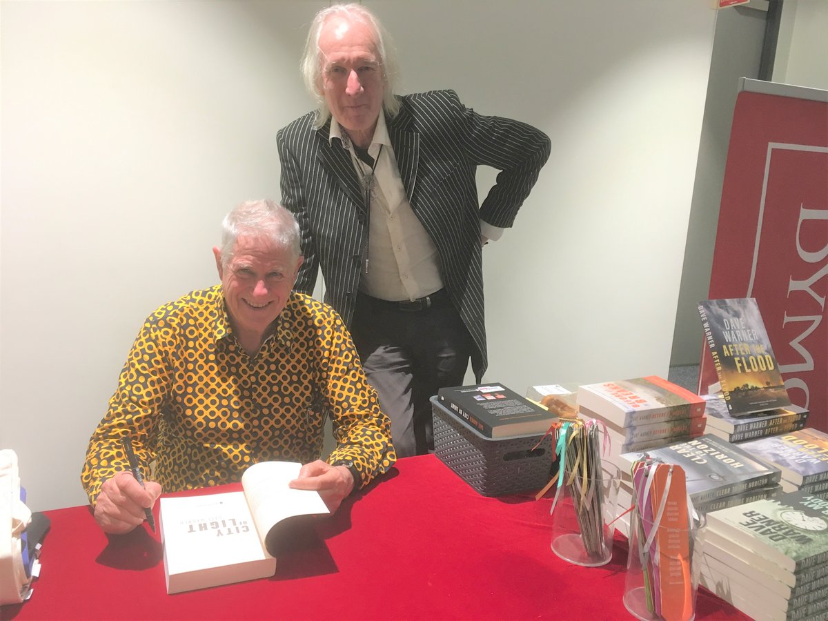 Mundaring_Lib's tweet photo. Great books, live music &amp; stories - what's there not to love! Great event Monday evening with Dave Warner @SuburbanWarner  supported by Tony Durant at Boya Library &amp; a great crowd who didn't let cold weather get in the way of a good time. And @DymocksMidland  looking after sales https://t.co/fIU0hYNo3p