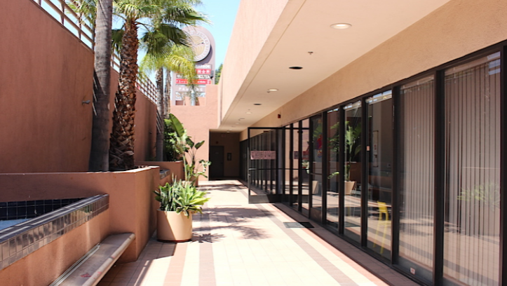 studydestiny's tweet photo. [America]American English College – East Los Angeles Campus

- College and University Pathways: Receive help choosing the right school, meeting application deadlines, and understanding the US education system. 

For more information
https://t.co/Lxwqg3XFRN https://t.co/7L8ZGEg1HG