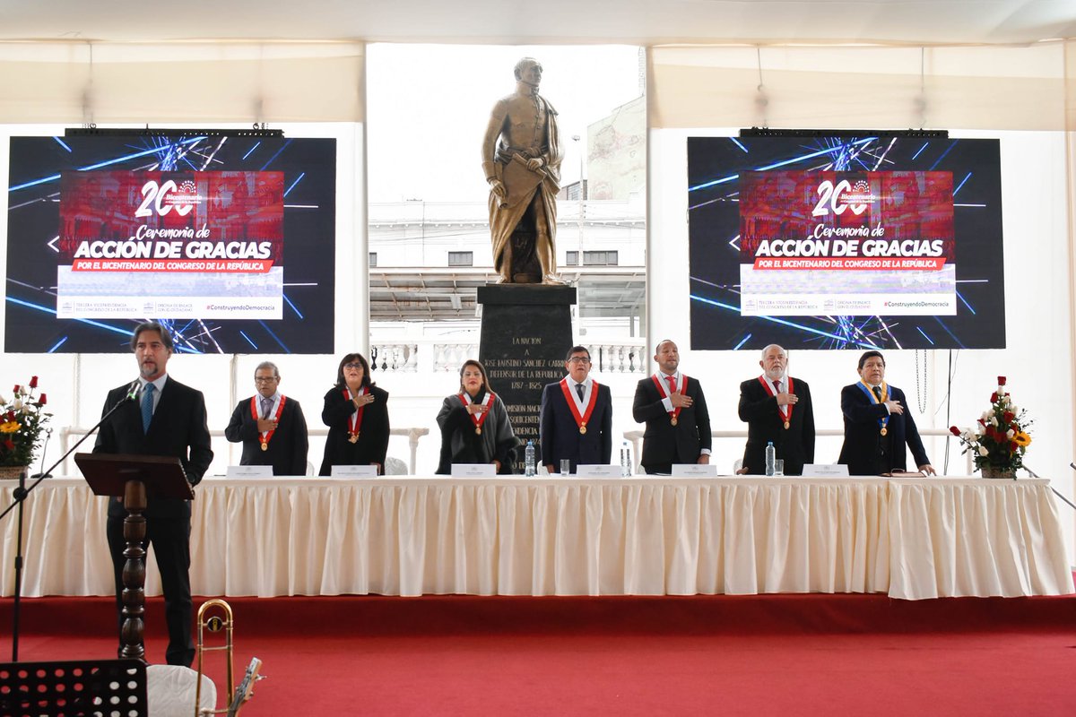AlejoMunante's tweet photo. Ceremonia de #AcciónDeGracias por el Bicentenario del Congreso de la República del Perú 🇵🇪 y reconocimiento a líderes políticos que dedicaron su labor a la defensa de la democracia, los valores, la vida y la familia.
#BicentenarioCongreso #ConstruyendoDemocracia #20Set https://t.co/hZJkJXO1ji