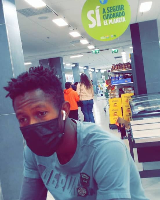 papi3060's tweet image. Single