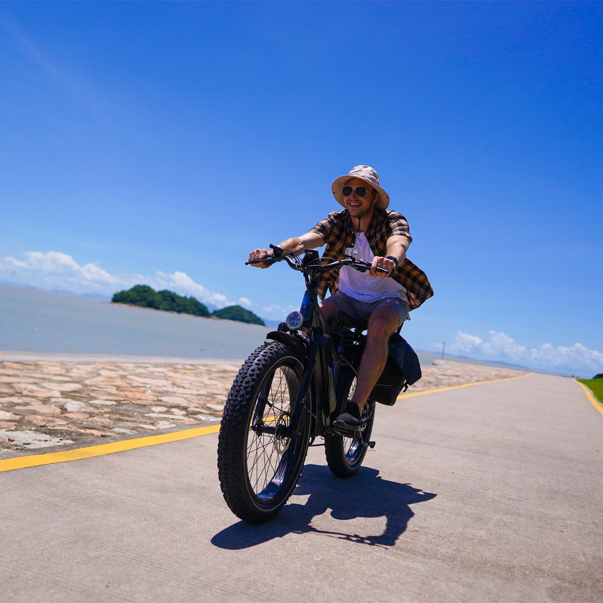 multijoycom's tweet photo. Electric bikes offer a wide range of benefits, enabling you to travel further and faster, offering a green alternative for commuting, and encouraging more people to experience the joy of cycling.#multijoy #multijoybike #ebike #ebikes https://t.co/rKM8dMRhnX