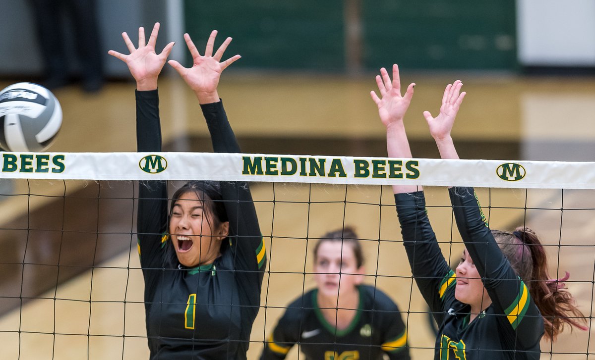 russellgifford's tweet photo. Ok, one more blocking face ... thanks @AubreyMiranda17! @maddyykesslerr @MGVBladybees #BlockingFaces https://t.co/5QpueiC9eR