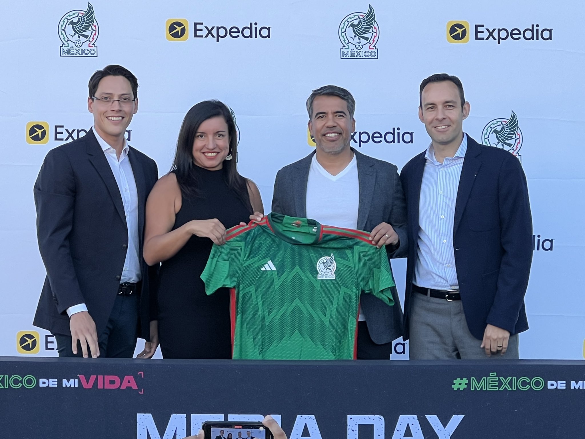 Mexican National Team on Twitter "We want to Expedia, the US