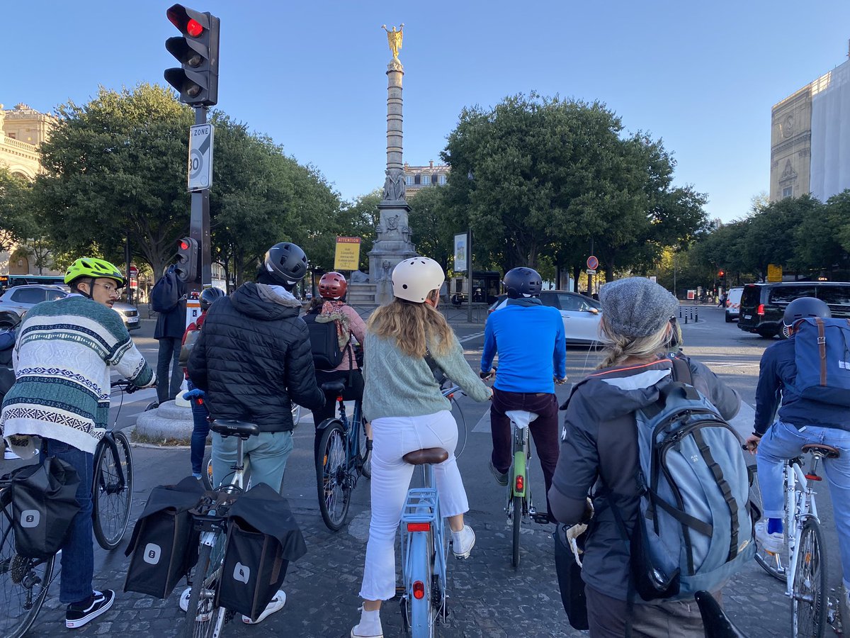 Enjoyed a properly wild cycle across Paris today to reach the train station. The volume of cyclists was bordering on Dutch. It’s a ballet of organised chaos and despite the bedlam, folk make it work. There are unwritten rules I will try to remember next time! #5gomadoneurostar