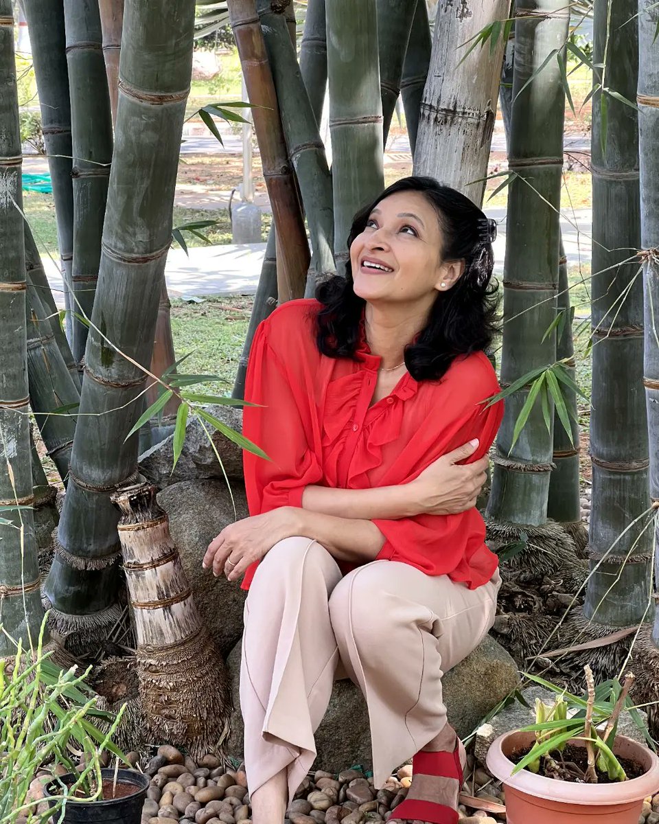 Lost in the wonder and magic of nature! #naturegifts #mothernature #motherearth #ilovenature #manjulaghattamaneni