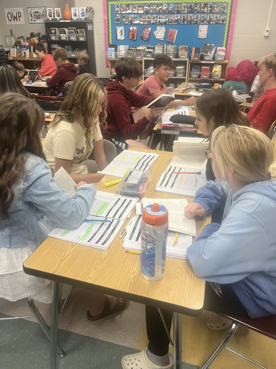 jennrettig's tweet photo. Preparing for our first Socratic Seminar in small groups. Lots of structure, reminders, and feedback interruptions at the start. I love seeing books open to find evidence for responses! #staygold https://t.co/OMBr9aeMGa