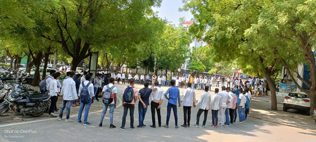 sachins65082920's tweet photo. Protest for registration of paramedical courses from RPMC
day 3
#wewantregistration
@ashokgehlot51
@plmeenaINC
@PoliceRajasthan
@ParamedicalUni1
@ABPNews
@CNNnews18 @News18Rajasthan
@1stIndiaNews https://t.co/qcZoSf7Fbb