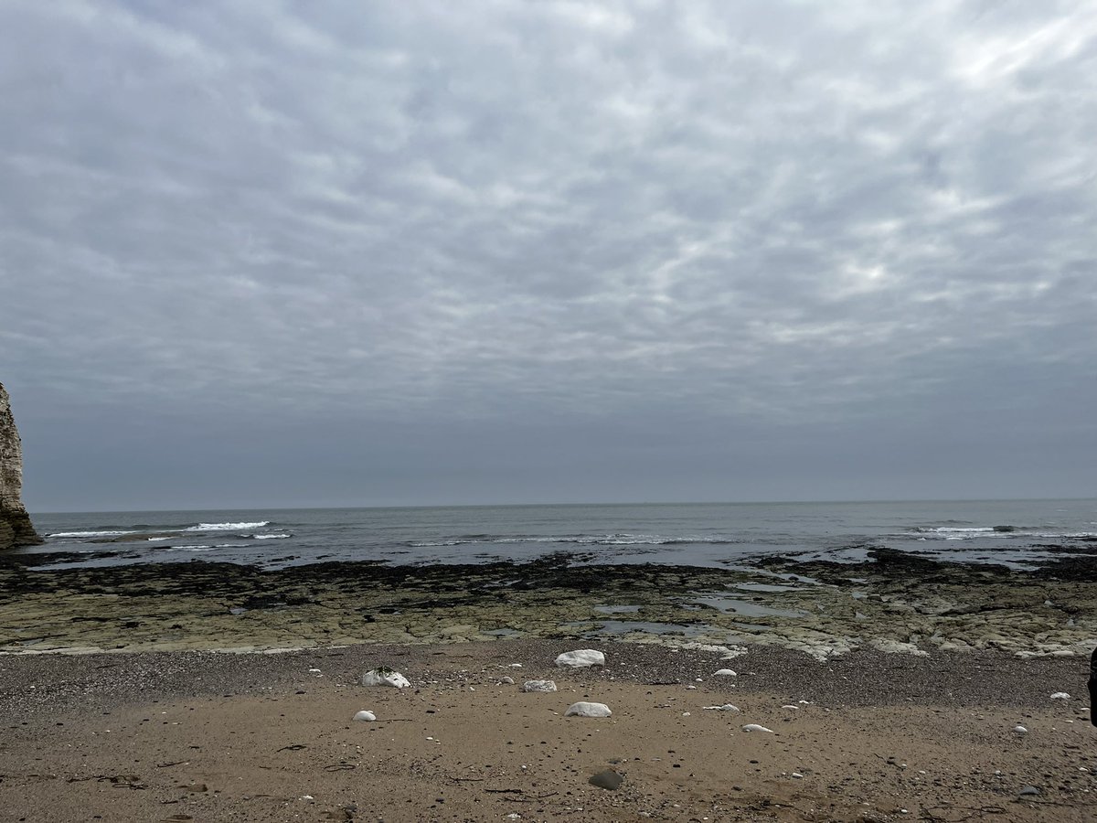 BBGAcademy's tweet photo. Our first year 11 Geography Field trip of the week have arrived safe at Flamborough Head #TeamVBG💙💚💙 #GeographyIsEveryWhere https://t.co/SXKUUpQfpY