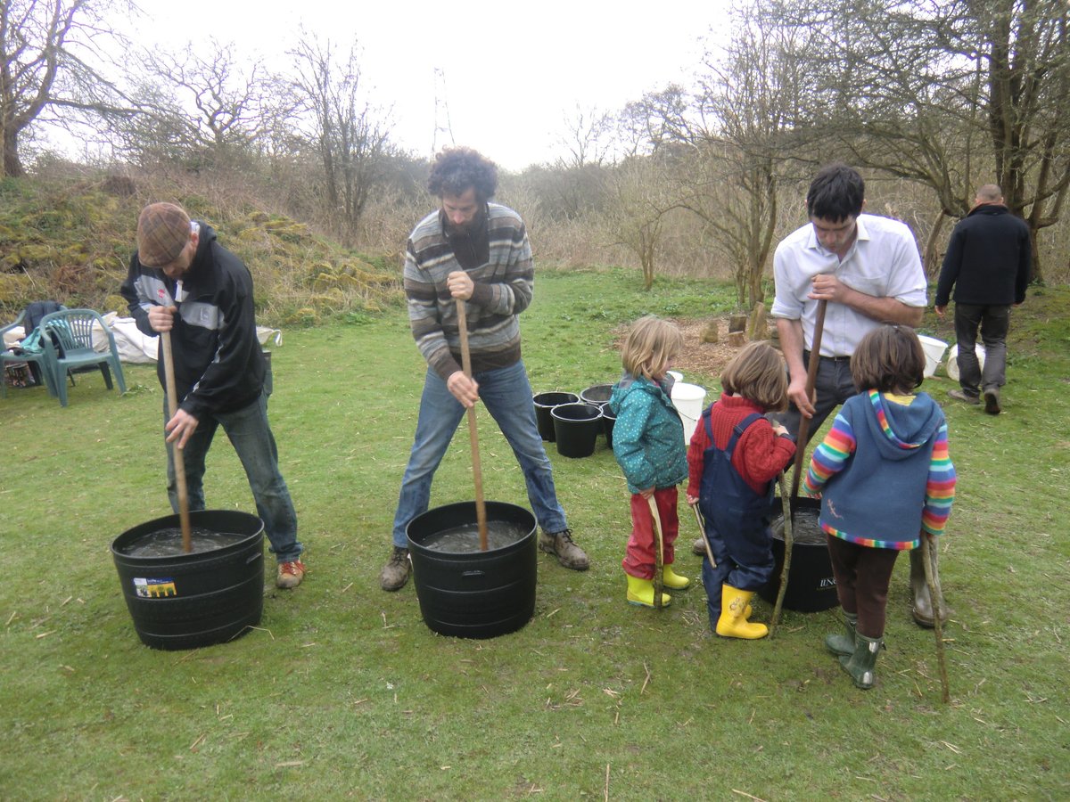 We're offering free places for under 21s on our new Land Learners project. You'll learn about #woodland management, #Permaculture , #foodgrowing, how to create #wildlifehabitats - and many other things. More info and booking details here:
eequ.org/experience/2047