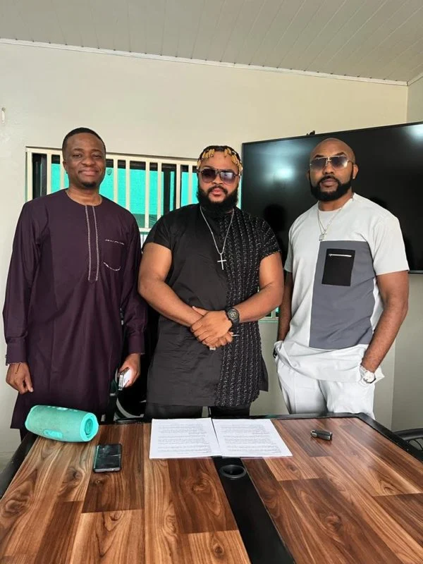 CableLifestyle's tweet photo. White Money signs deal with Banky W's EME, teases new songs | TheCable Lifestyle https://t.co/uMgIjGpmAd https://t.co/ukBqZgPTBy