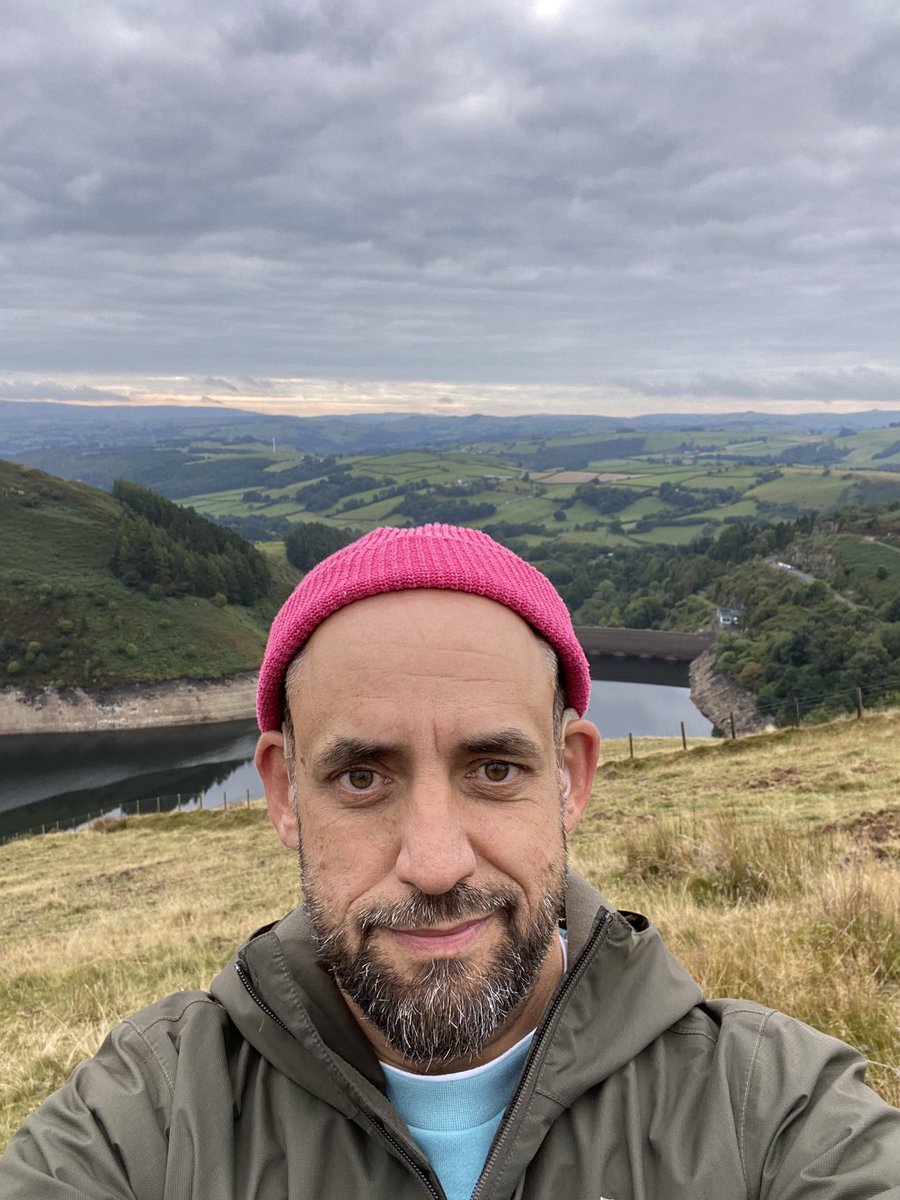 JonnyCotsen's tweet photo. Filming for @bbccymruwales @DerekTheWeather #weathermanwalking Stunning views!!! #clywedog #midwales #lovewales #waleswalks https://t.co/l0FUm3nJYe