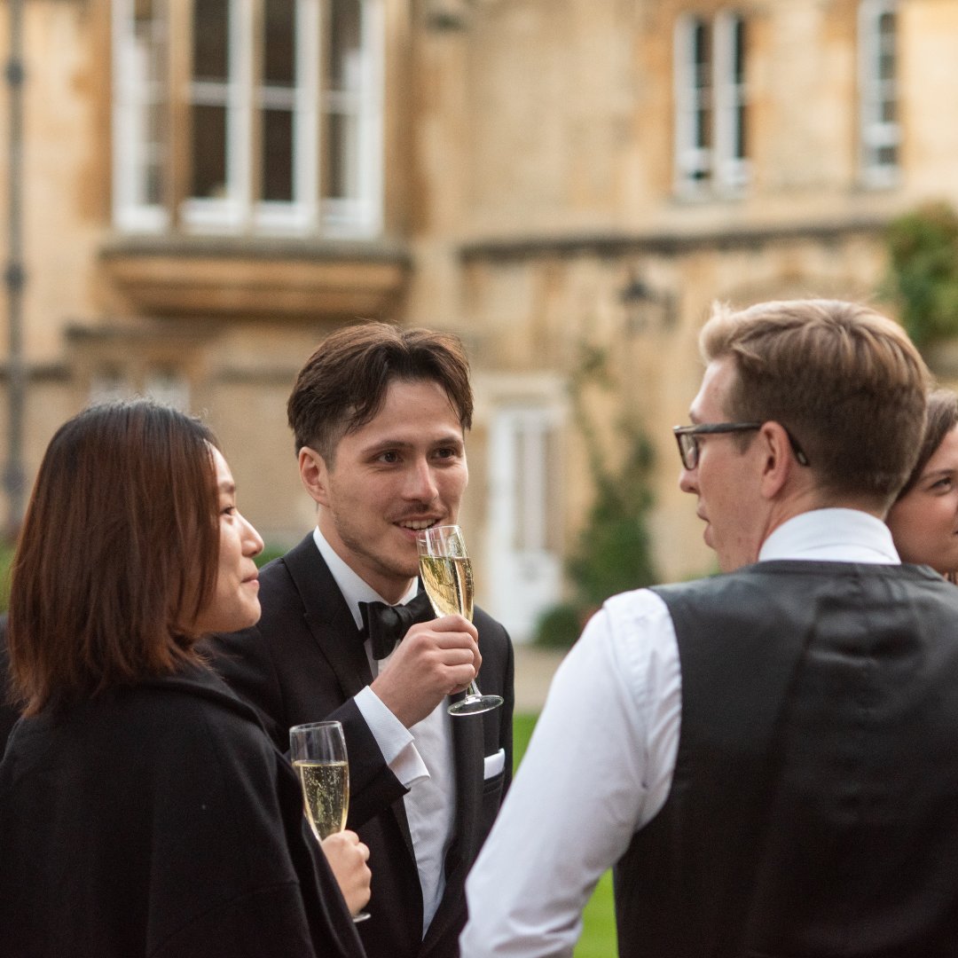 OrielAlumni's tweet photo. Thank you to everyone who joined us at the Alumni Weekend Dinner @OrielOxford on Saturday! We were so pleased to welcome back Orielenses and hope you all had a enjoyable time back at Oriel. #FloreatOriel https://t.co/bCic0frWlQ