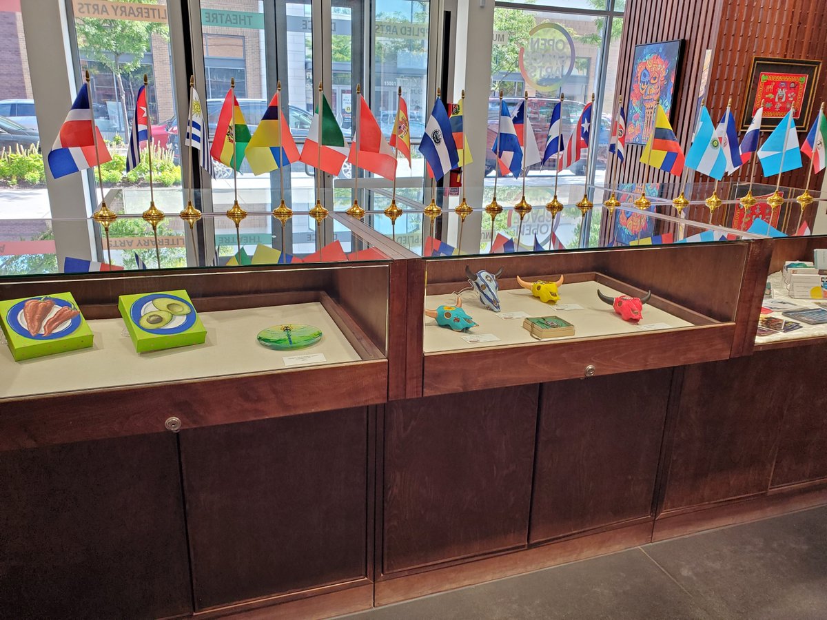 PWASVirginia's tweet photo. Artistry Spin: Post 219: Hispanic Heritage Art Celebration at Ope... https://t.co/zKGgenbmuQ #PWAS #PrinceWilliamArtSociety #art #Stonebridge #OpenSpaceArts #artinWoodbridgeVA #artinPWC #artgalleryVA #artgroup #artshow #setupartshow #artgroupshow #artreception #galleryreception https://t.co/mZZ49l6rD8