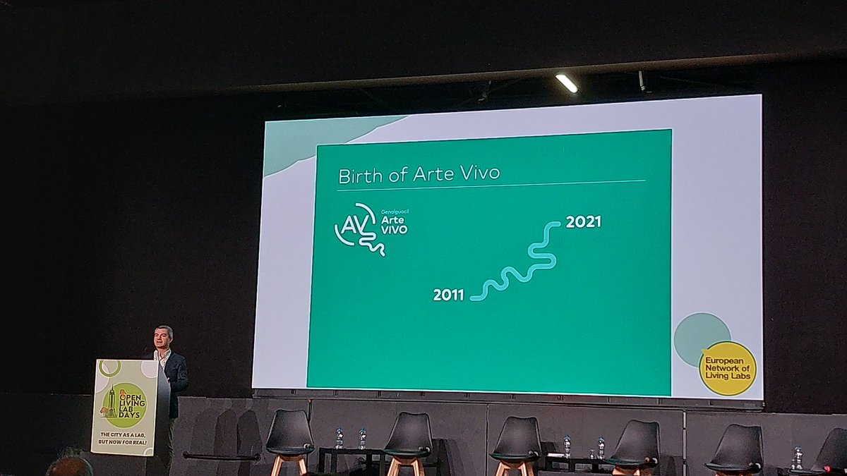 Genalguacil, representada por su alcalde Miguel Ángel, mostrando un Rural Living Lab que innova con la cultura <a href="/VuelaGuadalinfo/">@VuelaGuadalinfo</a>