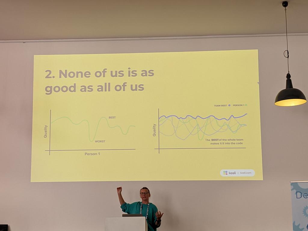 tuxmea's tweet photo. Nice slide to explain technical project managers the benefit of pair programming @blndevops https://t.co/phwEeRrnZo