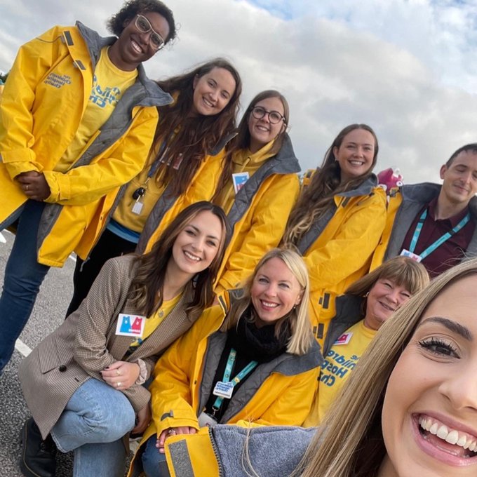 SheffChildrens's tweet photo. Could you join our Charity Team? 💛

We are currently recruiting for two roles in our Fundraising support team and one of these roles could be for you! 

The applications close on Sunday, to find out more visit our website at:  https://t.co/rLyE6BulI2 https://t.co/zF0ZPGQSMJ