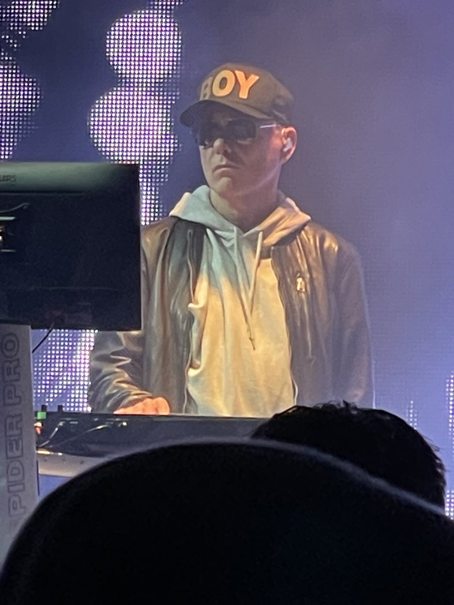 benaddictc's tweet photo. @petshopboys @neworder @pauloakenfold @utollwi @NicholsonChrisA @LB_Pavilion It was an amazing night! Amazing♥️ https://t.co/PKq08ICQBz