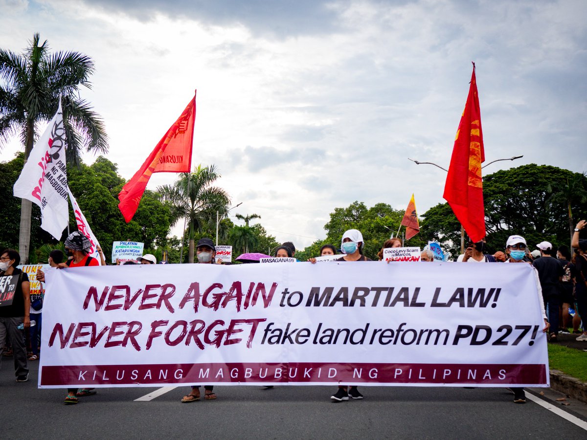 altermidya's tweet photo. MGA LARAWAN: Pagtitipon ng iba't ibang sektor at martial law survivors upang alalahanin ang ika-50 anibersaryo ng Batas Militar sa bansa. 

📷 Genevieve Feliciano/altermidya https://t.co/veqigQd0hB