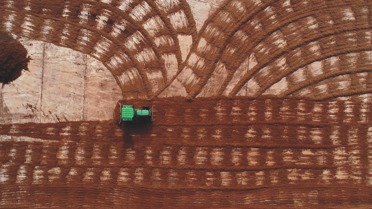 As the only substrate provider to operate a fully vertically integrated supply chain, we guarantee control and transparency at all stages to provide our customers with total confidence.

cocogreen.co.uk/about/supply-c…

#supplychain #substrates #logistics