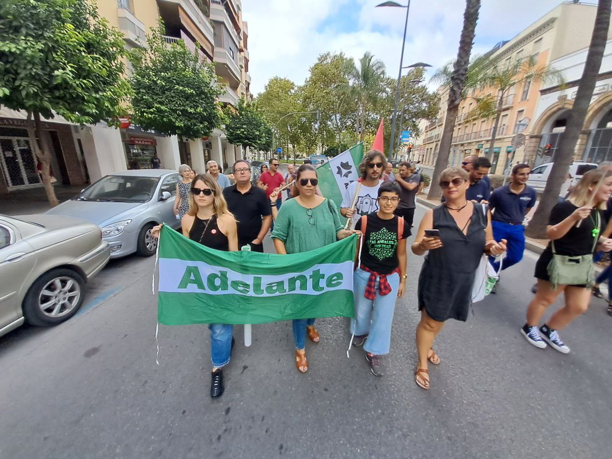 AdelanteJerez's tweet photo. ✊🏼🟢⚪🟢

#JerezdelaFrontera #AdelanteAndalucia https://t.co/VNkhxjCZDH