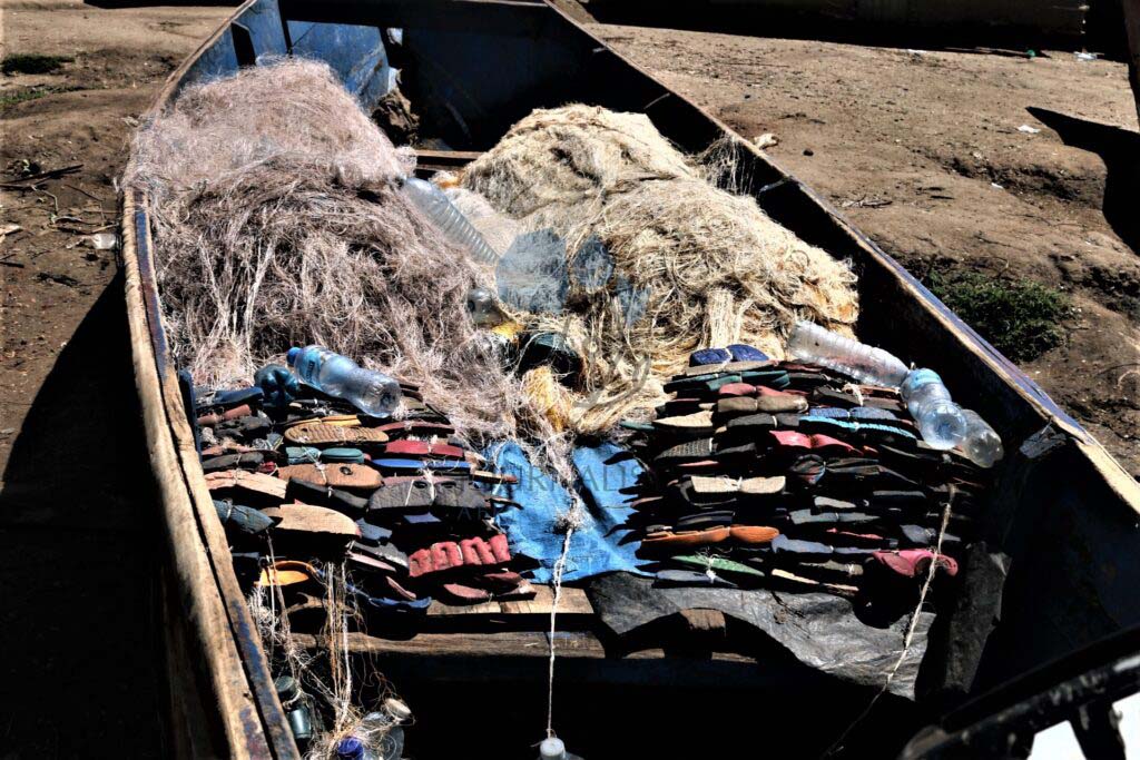 Just like other plastics, plastic slippers are buoyant. They can be trapped by the papyrus reeds &amp; other plants in &amp; around the lakes if they get off the nets. This compromises the water quality in such places, which are usually fish breeding &amp; nursery areas.
#EndPlasticPollution