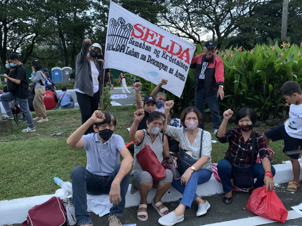 @JMangaluzINQ LOOK: Martial Law survivors from SELDA recount their experiences on #ML50. One of them, a former youth activist, recounted being tortured and beaten by police authorities during martial law. | @JMangaluzINQ