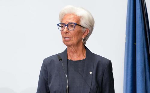 MilanoFinanza's tweet photo. Lagarde: priorità all'inflazione. La Bce non lascerà che il carovita diventi persistente https://t.co/PiHIYWmZzl https://t.co/s4BDbs1pvK