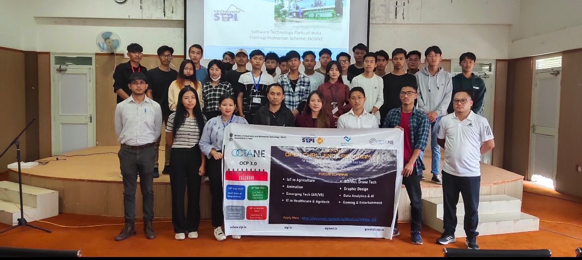 PravKumarr's tweet photo. #startups and #entrepreneurs who want to transform their ideas into Path-breaking Products - @STPIIndia will facilitate the #Seedfunding, #StateOfArtIncubation facilities, #mentoring by Industry veterans and strategic networking in your endeavour
Apply:
https://t.co/lZDpiRHiU4 https://t.co/J4NCN5yxR9
